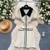 Vestido de verano para mujer estilo retro chic coreano, con bloques de color, cuello polo de manga corta, estilo francés con hebilla metálica, entallado a la cintura, adelgazante, de seda helada