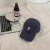 Gorra de béisbol con letra P para mujer, estilo coreano, con diseño de cabeza grande y pequeña, ideal para primavera y verano.