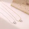 Nuevo collar de diamantes de alta costura para mujer, inteligente, simple, de lujo, elegante, elegante, versátil, cadena para la clavícula pequeña, joyería