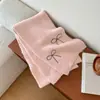 Bufanda Adorable con Lazo para Mujer, Ambiente Invernal, Versátil, Suave y Cálida, Bufanda de Punto para Protección del Cuello