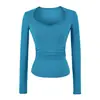 Camiseta base puramente seductora de cuello cuadrado y manga larga para primavera y otoño, corte ajustado, entallada en la cintura, estilo corto, adelgazante, acentuando las clavículas, top interior de nicho para chica hot