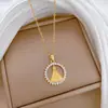 [Acero de Titanio] Collar redondo de retrato estilo europeo y americano, con un diseño lujoso y elegante totalmente adornado con diamantes, una cadena versátil para la clavícula para mujeres, hecho de acero de titanio