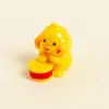 Resina Figura de Pato Amarelo Fofo Acessório DIY Micro Paisagem Decoração de Mesa de Carro Série Curativa