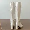 Botas negras de estilo británico hasta la rodilla con tacón grueso, botas largas para mujer, nuevo modelo otoño 2026, que aumentan la altura, adecuadas para faldas, botas largas estilo jinete