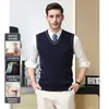 Chaleco de punto de lana con cuello en V de otoño transfronterizo para hombre, suéter de punto liso para usar como base, chaleco casual con cuello en forma de corazón para hombre
