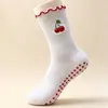 Meias esportivas de yoga profissionais, algodão puro, bordadas, antiderrapantes de silicone, meias para piso acolchoadas, meias de cano médio para fitness indoor Pilates