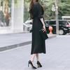 Vestido de Comércio Exterior 2026 Outono Mais Vendido Roupas Femininas Elegante e Estiloso Gola Meio Alta Botão Único Cintura Marcada Slim Vestido Plissado