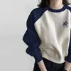 Moletom de Algodão 2026 Novo Outono e Inverno com Gola Redonda para Mulheres, Estiloso e Rejuvenescedor, com Forro de Lã, Espessado, Roupa de Baixo, Mangas Raglan, Blusa de Manga Longa