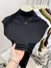 Roupa Feminina Estilo Levemente Madura Gola Alta com Mangas Bufantes Pequenas Top Verão 2026 Emagrecedor Versátil Manga Curta com Cintura Marcada Camiseta
