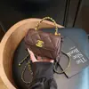 Bolso Cuadrado Pequeño Acolchado con Cadena Estilo Chanel, Bolso de Mano de Lujo Ligero a la Moda, Bolso Cruzado de Hombro Versátil y Elegante de Nicho
