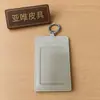 Porta-Cartões Personalizado em Couro PU com Bolsos Duplos, Ultra-Espesso e Resistente ao Desgaste, para Crachás de Trabalho, Cartões de Trabalho, Cartões de Conferência e Identificações de Estudante