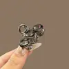Pinza de Cristal de Lujo Ligero para el Cabello para Mujer, Pasador Pequeño de Gama Alta, Pinza de Tiburón para la Parte Posterior de la Cabeza, Nuevo Exquisito Accesorio para el Cabello 2026