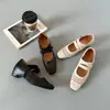 Zapatos Mary Jane de Verano Tejidos Huecos Estilo Hada Francesa Estilo Nuevo 2026 para Mujer con Correas Cruzadas Elásticas y Boca Baja