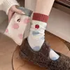 Calcetines de Polka Dot Lindos de Dibujos Animados de Estilo Japonés hasta la Mitad de la Pantorrilla Calcetines Cálidos de Lana para Otoño e Invierno Calentamiento Espeso Calcetines para Dormir para Mujer Estilo Grueso
