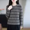 Top de malha fina com gola redonda, retalhos coloridos, vazado com lantejoulas, manga longa, feminino, outono e inverno, novo estilo, senso de design personalizado