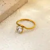 Joia Cruzada Europeia e Americana Anel em Formato de S de Aço Inoxidável Banhado a Ouro 18K Estilo Ins Anel de Zircônia Facetada cravejado com Diamantes Gota d'Água