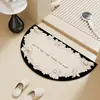 Alfombrilla Creativa de Baño con Forma de Semicírculo de Barro de Diatomeas Alfombrilla para Pies Puerta de Baño Alfombrilla Absorbente Inodoro Alfombra Antideslizante de Forma Especial