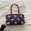 Bolsa Transfronteriza de Gran Capacidad para Mujer Verano 2026 Nuevo Versátil Moda Hombro Tendencia Viajero Retro Casual Bolso Tote