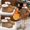 Botas de Algodón Gruesas y Cálidas de Gamuza Esmerilada con Forro de Lana Estilo Británico de Moda para Niñas Botines Cortos de Lana de Cordero Nuevo Invierno 2025