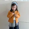 Chamarra cárdigan de punto casual cálido suave de un solo pecho acanalado para bebé niña Maiyoyo
