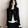 Novo Modelo 2026: O popular e mais vendido casaco preto curto deste ano para mulheres baixinhas na primavera, com um visual chique e estiloso
