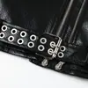 Chaqueta corta de cuero para motocicleta para hombre, estilo punk moderno con diseño de doble cremallera diagonal irregular y cuello de solapa, chaqueta de cuero PU