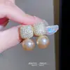 Pendientes Geométricos de Perla Versátiles y de Moda, Tachuelas de Cubo de Azúcar de Lujo Ligero de Alta Gama, Pendientes Personalizados Simples y Exquisitos para Mujer al por Mayor