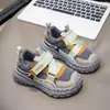 Zapatos Deportivos Infantiles 2026 Modelo Nuevo Primavera/Verano Zapatos Transpirables de Malla Hueca para Niños Pequeños, Zapatos de Marco para Niñas, Zapatos para Niños Medianos y Grandes