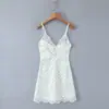 7769-26 Estilo Primavera Renda Costurada Floral Tridimensional Cetim Decote V Estampado Vestido de Alça Saia Curta