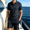 Nueva camiseta polo de manga corta de verano, camiseta de manga corta de malla de seda helada de alta gama para hombre, cuello de camisa, conjunto de color liso de verano