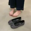 Zapatos retro estilo francés de punta dividida tipo pezuña de cerdo, zapatos planos sin cordones para mujer, zapatos de abuela, nuevo modelo otoño 2026, corte bajo, suela blanda