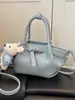Bolsa de Mão Pequena Exquisita e Moderna para Mulheres, Nova Bolsa Transversal Versátil Primavera/Verão 2026 com um Toque de Luxo