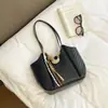 Bolsa de Gran Capacidad para Mujer 2026 Otoño Nuevo Estilo Nicho Tejida para Viaje Diario Bolso de Mano con Hombro de Alta Apariencia