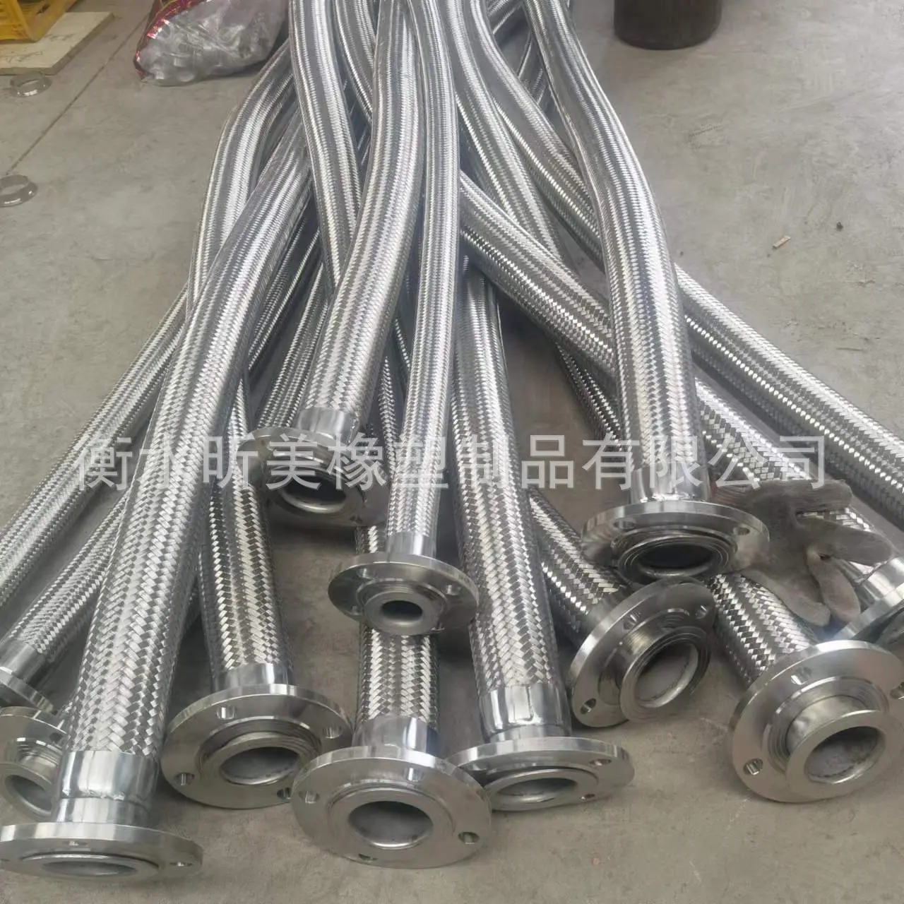 5429cec413bfe81007de542d6f56c0