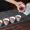 Juego de Té Cerámico Pintado a Mano con Bambú y Ciruelo Rojo de Jingdezhen, Gaiwan de Porcelana Imitación Lana, Juego de Té Kung Fu, Juego en Caja de Regalo para Líderes