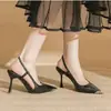 Zapatos de Tacón Alto Plateados para Mujer con Tacón Fino, Nuevo Estilo Verano 2026, Perfectos para Combinar con Vestidos, con Punta Fina, Elegantes y Deslumbrantes, con una Sola Correa y Diseño de Punta Cerrada
