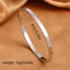Pulsera de acero inoxidable europea y americana de venta caliente, versátil y moderna, no se decolora, con sentido de alta gama, incrustaciones de diamantes, moda simple, pulsera de acero de titanio