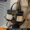 Nova Bolsa Transversal de Verão 2026 para Mulheres, Bolsa de Ombro de Nicho de Alto Padrão, Bolsa Caixinha de Mão