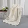 Barra de Dulces Terciopelo Coral Es Suave, Absorbente y No Deja Pelusa con Alto Valor Estético