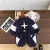 Conjunto de Ropa de Otoño para Niños 2026 Nuevo Moda Elegante Casual de Manga Larga Sudadera con Estrellas Conjunto de Dos Piezas Tendencia