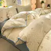 Juego de Cuatro Piezas de Gasa de Doble Capa 100% Algodón Grado Materno e Infantil con Pequeño Patrón Floral Funda de Edredón de Algodón Puro, Sábana Bajera, Juego de Ropa de Cama de Tres Piezas para Dormitorio 4