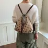 Mochila de Polca Dot Fashion para Mulheres 2026 Nova Versão Coreana Bolsa de Axila Retro de Nicho Bolsa de Ombro Casual Versátil