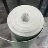 Película de proteção de piso espessa para pisos de cerâmica, pisos de madeira e outros filmes à prova de umidade; revestimento de piso descartável para decoração de casa.