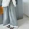 Conjunto de Verano 2026 para Niñas: Top sin Mangas con Adorno de Encaje y Pantalones de Mezclilla Sueltos de Pierna Ancha
