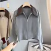 Elegante y sofisticado abrigo tipo suéter de retazos de piel para mujer, nueva colección otoño 2026, cárdigan de punto ajustado que realza la figura