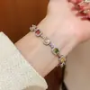Pulsera de Hebilla Cuadrada de Circonita Galvanizada en Oro Real, Lujo Accesible, Pulsera de Gama Alta, Elegante y de Moda, Joyería de Mano Exquisita y Versátil para Mujeres