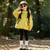 Abrigo para Niñas Primavera y Otoño 2026 Nueva Moda Ropa de Otoño Infantil Chaqueta con Capucha Casual Elegante para Bebés Niñas