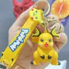 Nuevo Llavero Creativo de Zapatillas de Dibujos Animados Pikachu Encantador Tesoro Sueño Colgante para Parejas Bolsa Llavero de Llave de Coche
