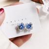 Brincos Studs de Prata S925 Estilo Retrô de Hong Kong Cor Contrastante Brincos de Flor Branca Pequena Fresca Estilo Ins Clipe de Orelha