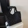 Bolsa de Lona Japonesa para Mujer con Lunares Simple de Gran Capacidad Bolso Tote de Hombro Único Casual Artístico para Viajar al Trabajo Estudiante Bolsa de Compras